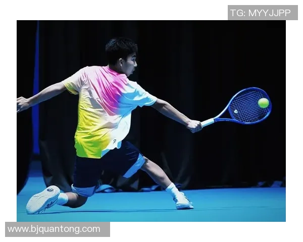 上海网球队在洲际杯中的灵活战术展现与团队协作的完美结合 上海网球队在洲际杯中的灵活战术展现与团队协作的完美结合