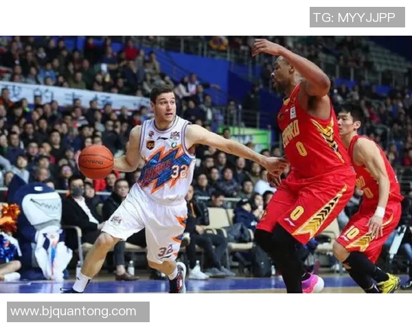 上海羽毛球队包夹战术分析与成败得失探讨